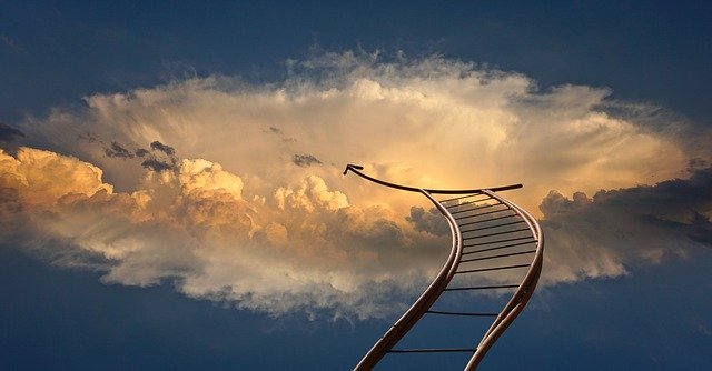Ilustrácia – schody do neba so stúpajúcou šípkou